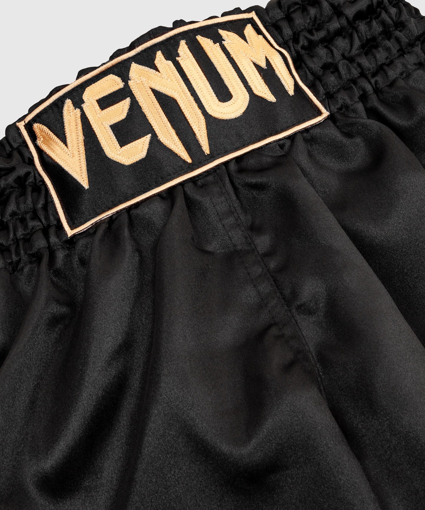 Venum Classic Muay Thai Short - Noir/Or - product-type_Shorts de Muay Thai