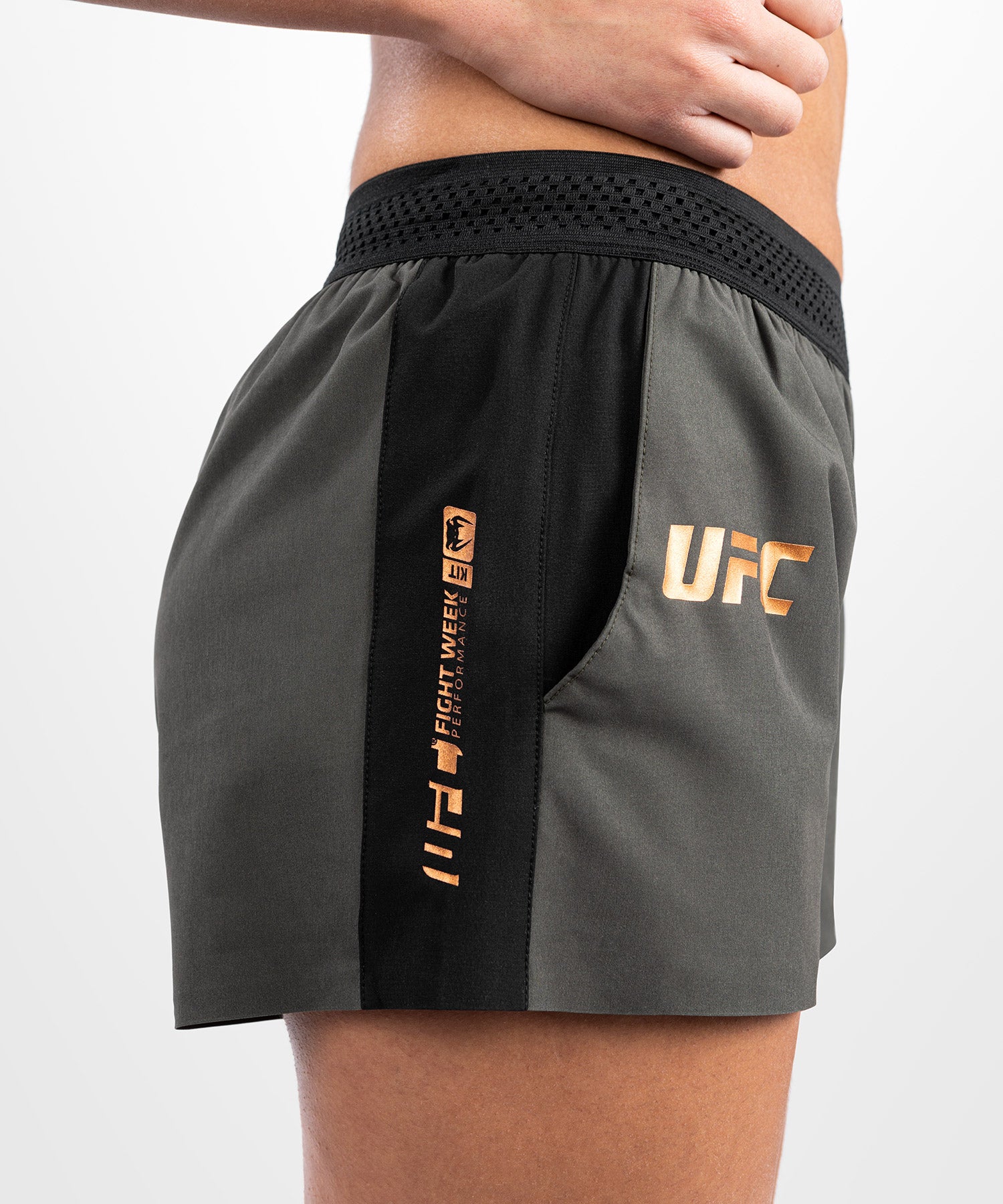 Shorts reebok sales ufc femme gris