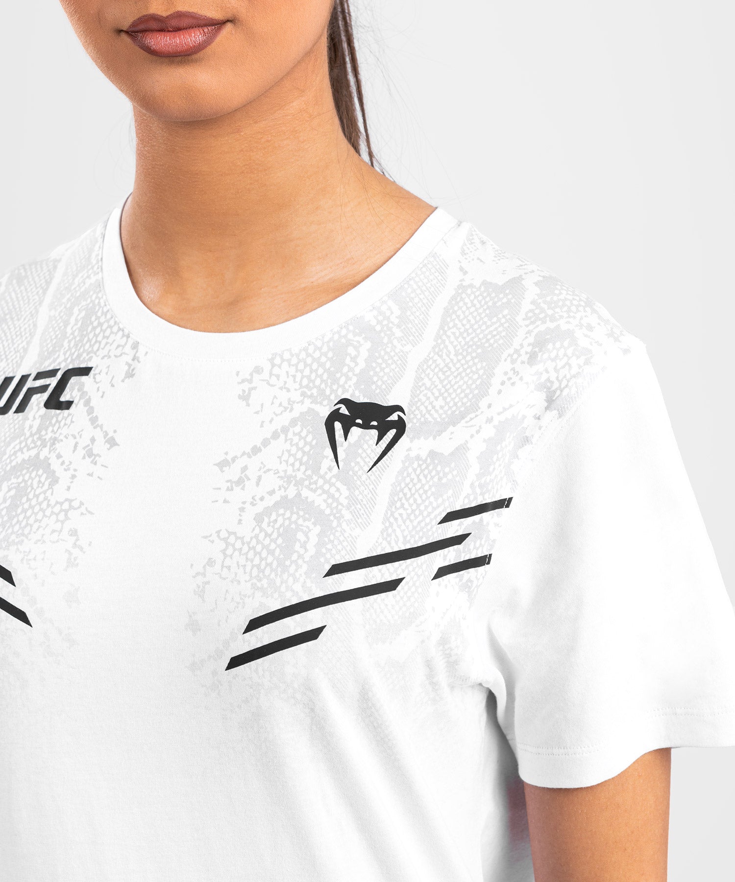 T shirt ufc new arrivals reebok femme blanche