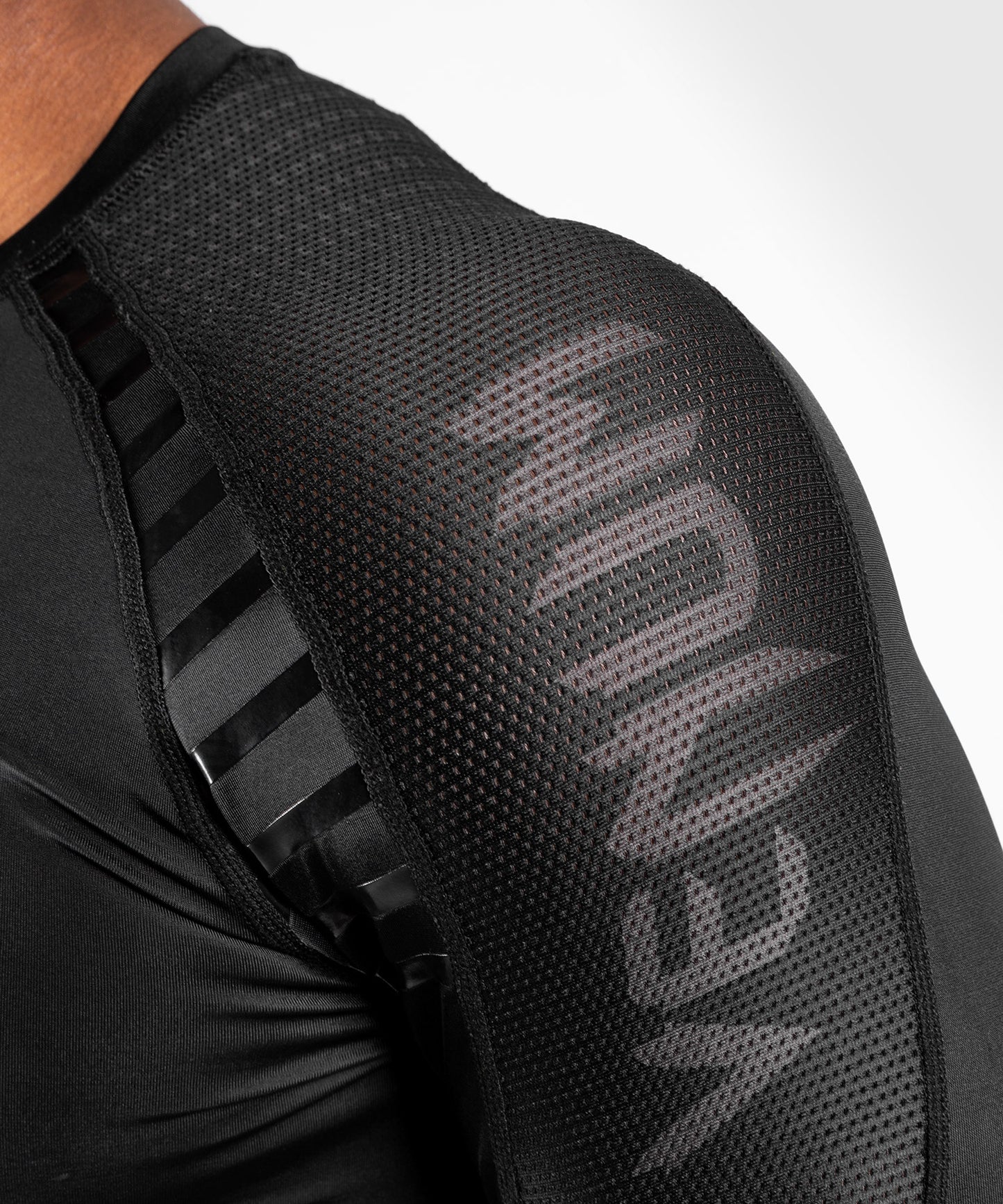 T-Shirt de compression Venum Skull - Manches longues - Noir/Noir - product-type_T-Shirts de Compression