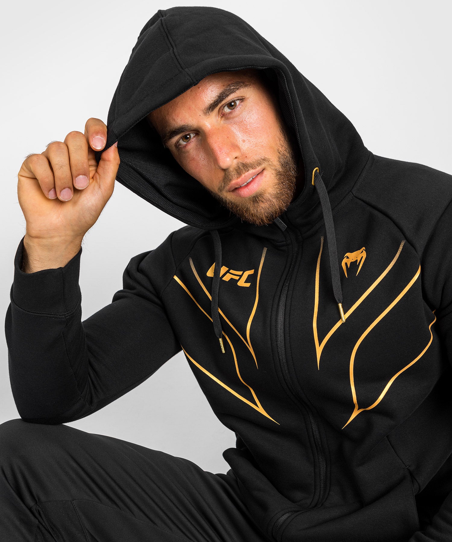 Pull venum homme best sale
