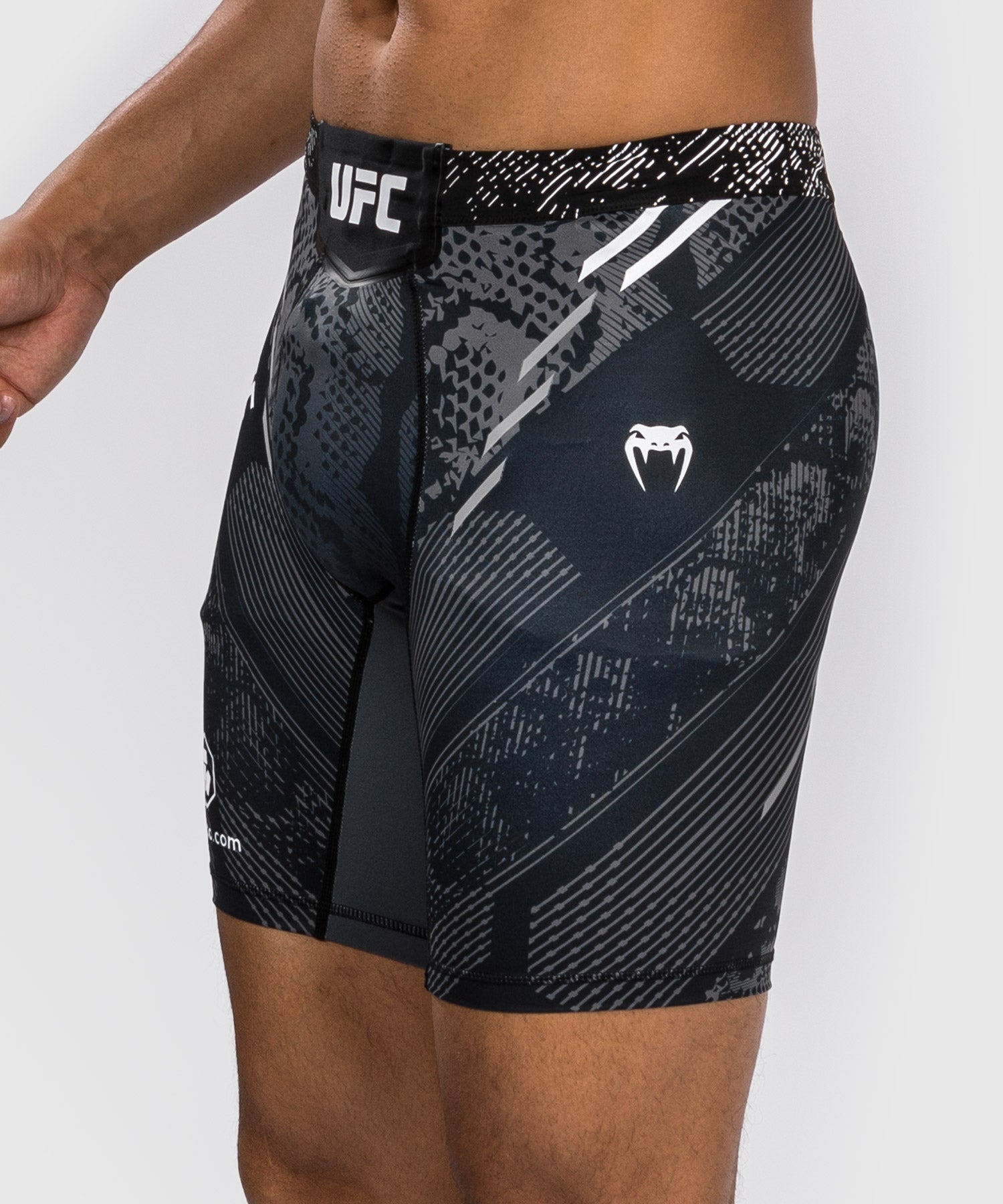Shorts de combat Coupe courte pour Hommes UFC Adrenaline by Venum Authentic  Fight Night - Noir