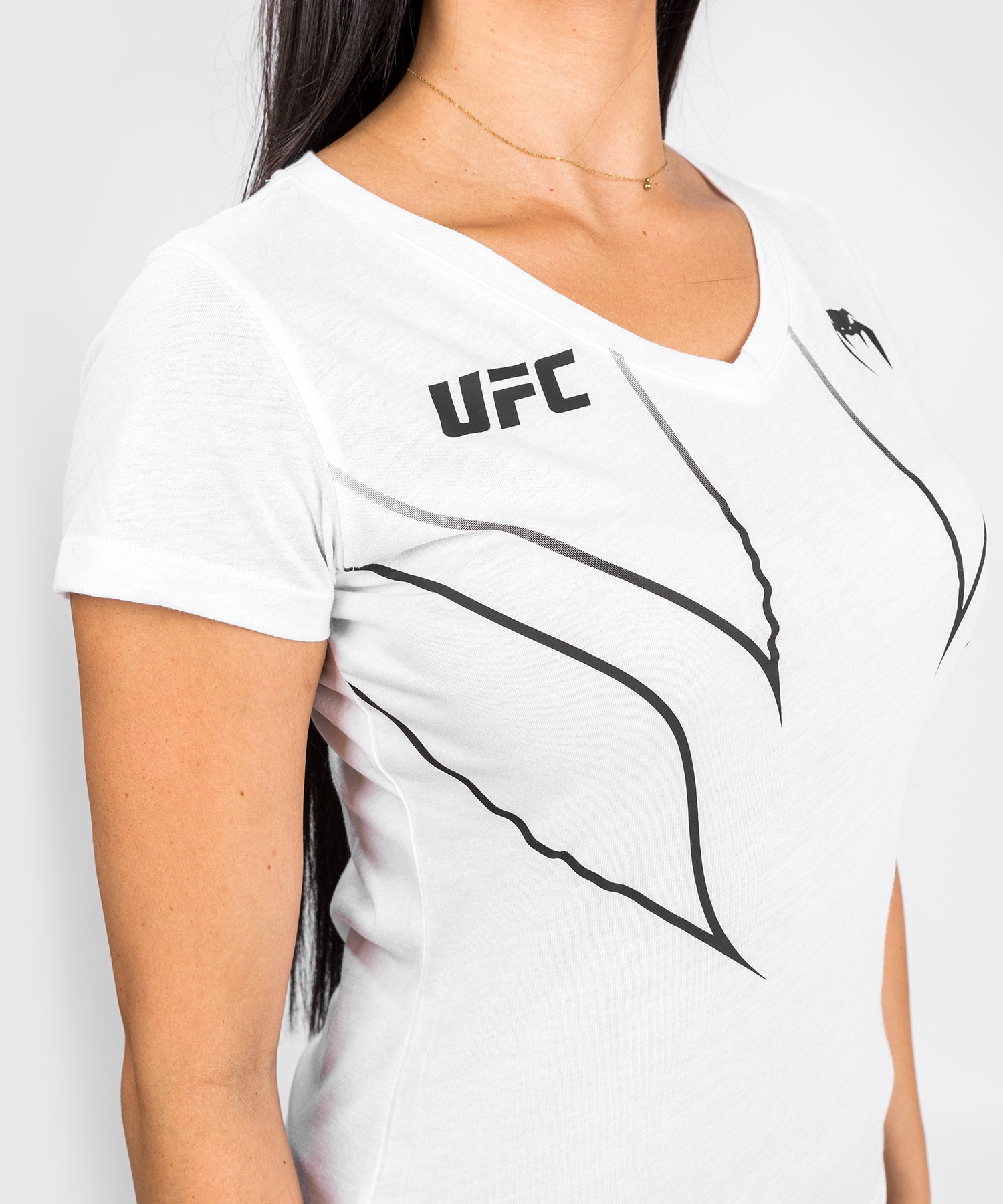 T shirt online ufc reebok femme