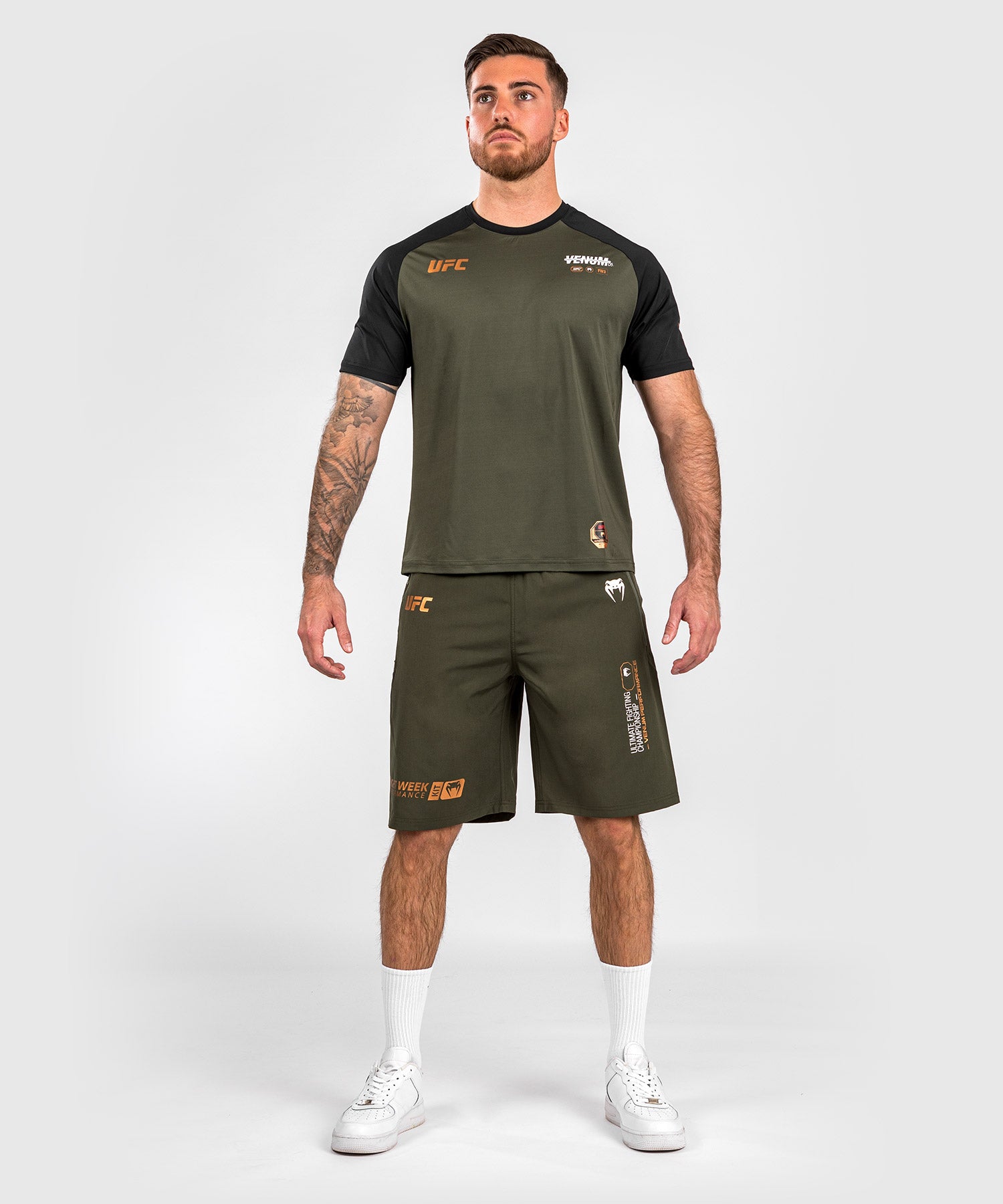 Shorts de performance pour Hommes UFC Adrenaline by Venum Fight Week Kaki Bronze