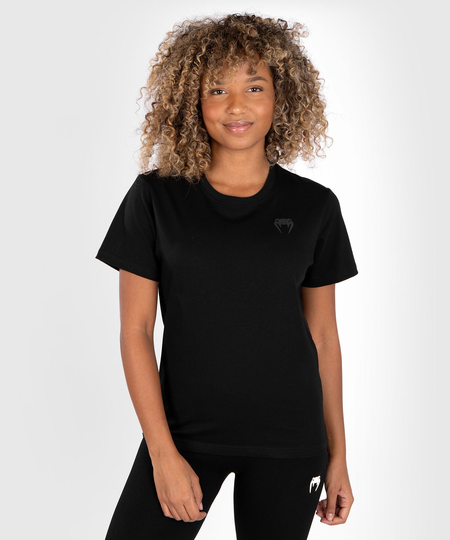 T shirt online noir basic femme