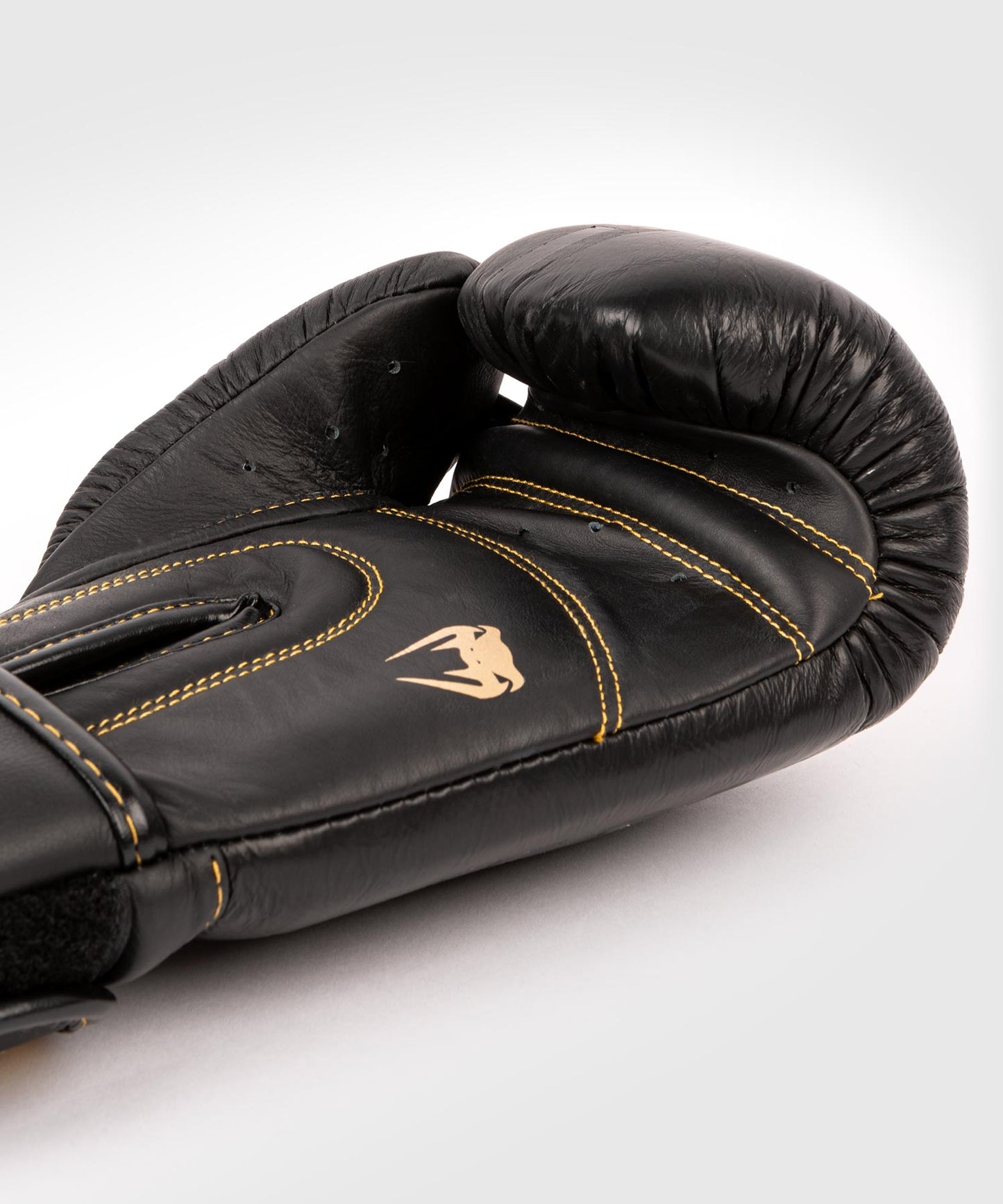 Gants de boxe pro Venum Shield - Velcro - Noir/Noir-Or - Gants de boxe Pro